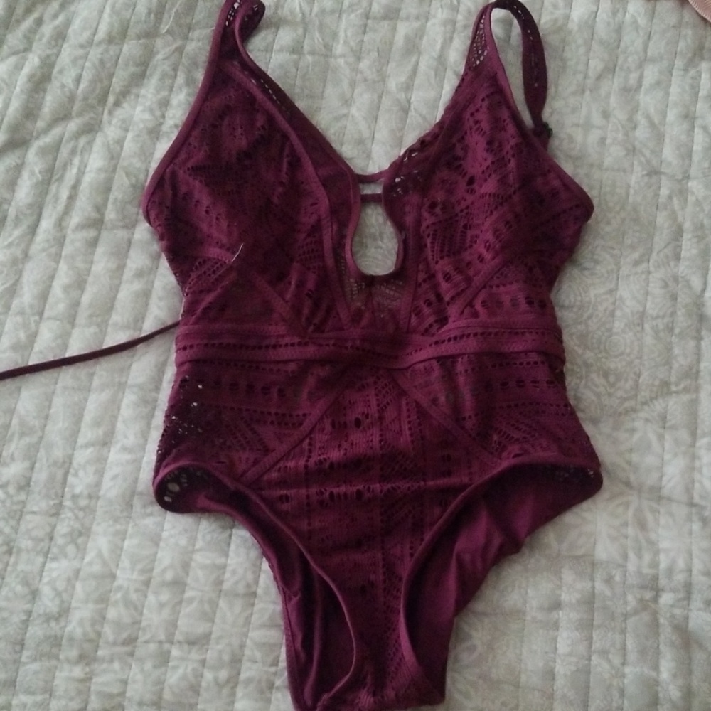 BECCA swim monokini s/p small